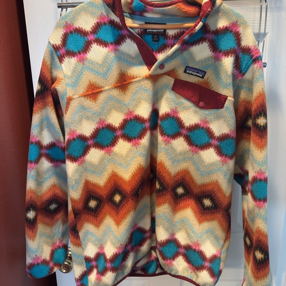 Women’s Patagonia Multicolor Synchilla Pullover Size XL